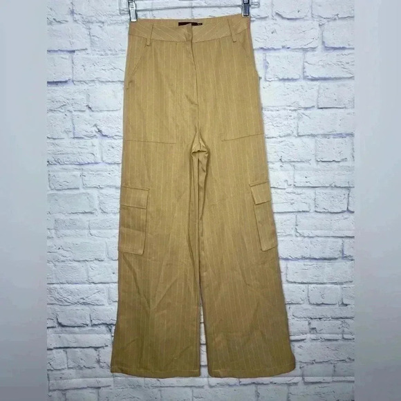 Pretty Little Thing Pinstripe Wideleg Cargo Side Slit Casual Trouser Pants - Picture 2 of 8